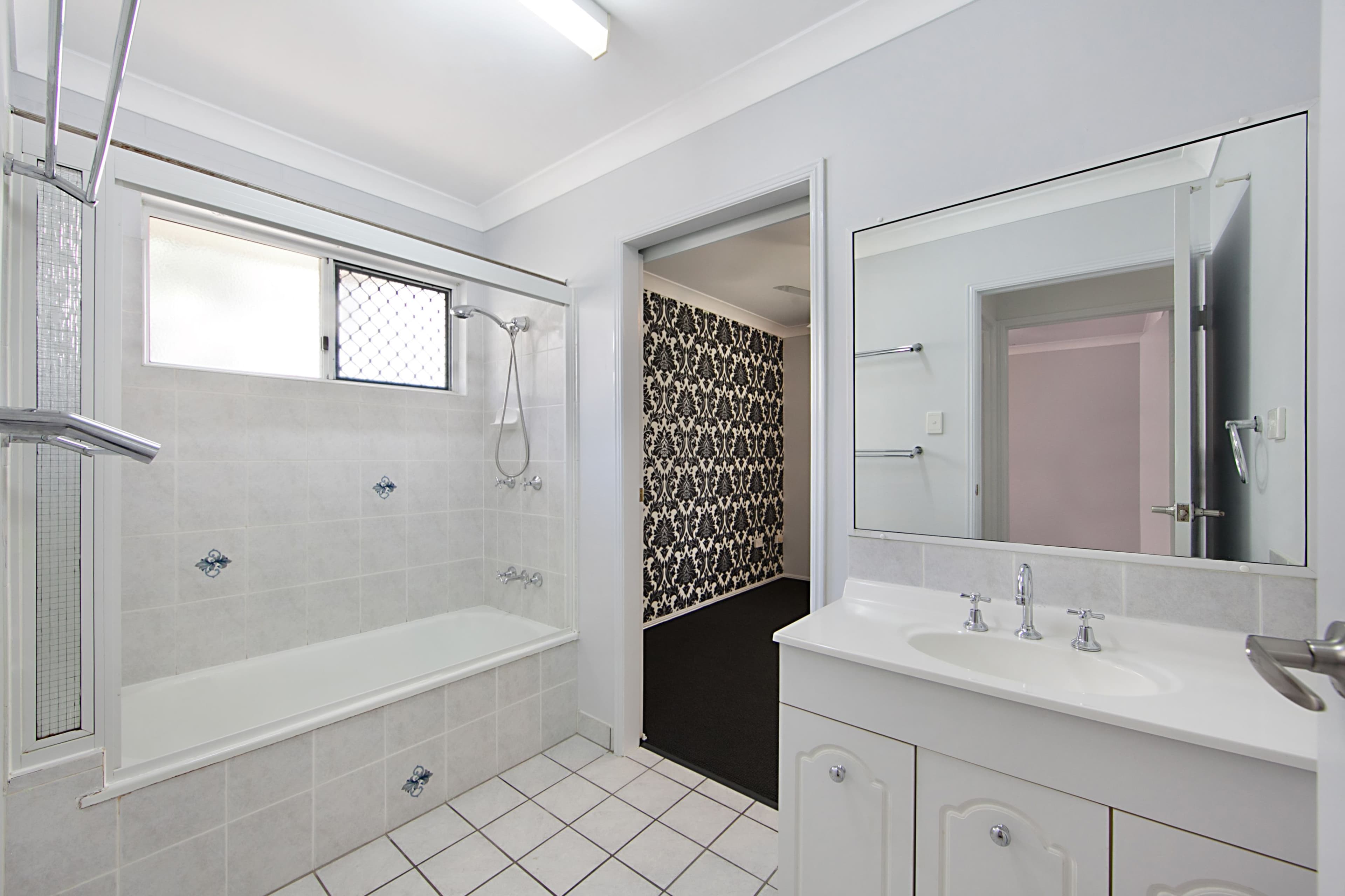 5 Thistle Court, Rasmussen QLD 4815, Rasmussen - Thumbnail 8