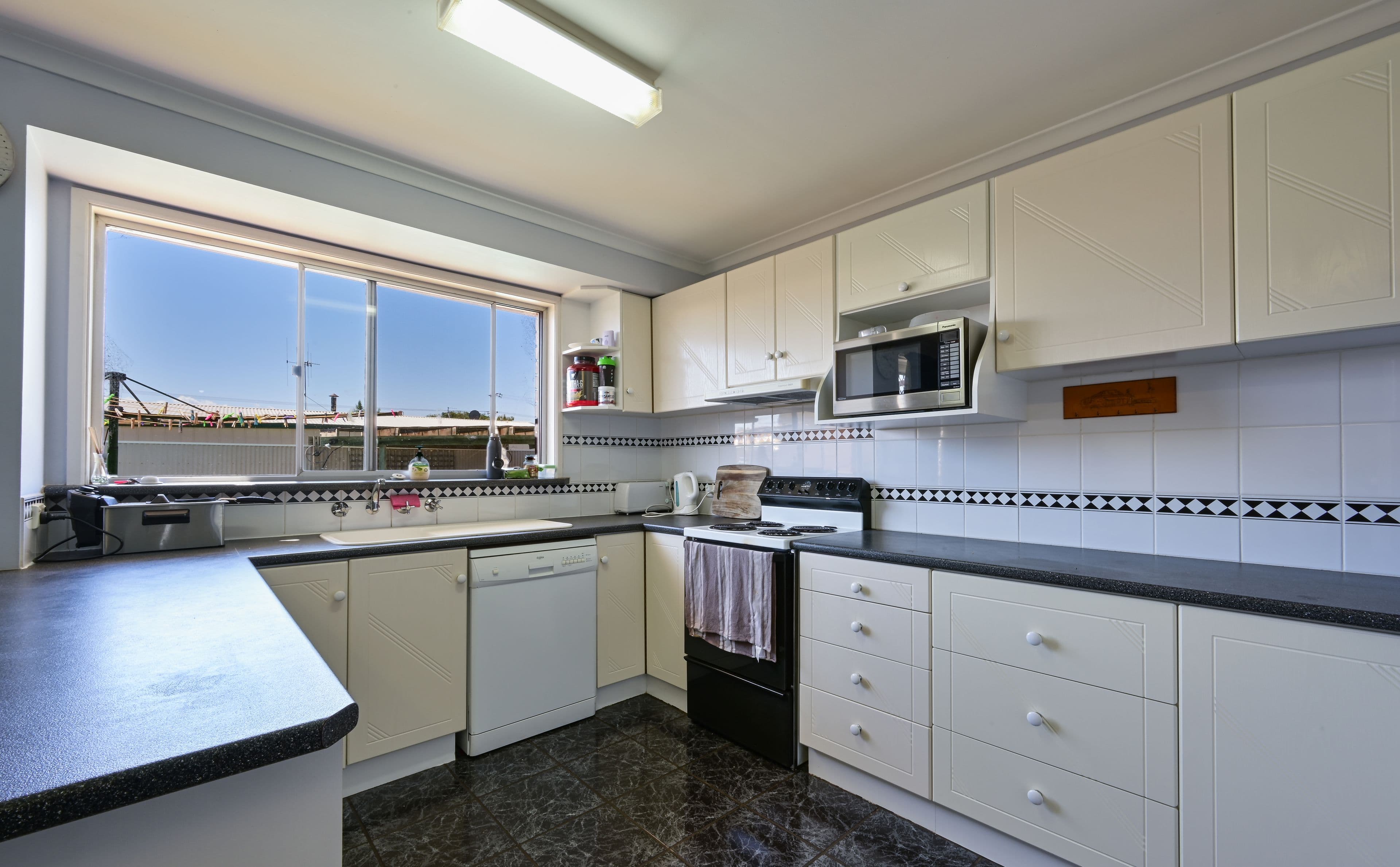 38 Flinders Avenue, Whyalla Stuart SA 5608, Whyalla Stuart - Thumbnail 6