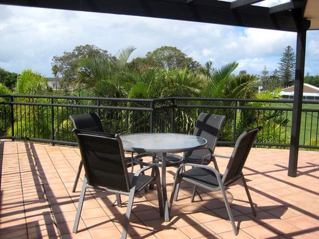10-12 Bath Street, LABRADOR QLD 4215, Labrador - Thumbnail 3