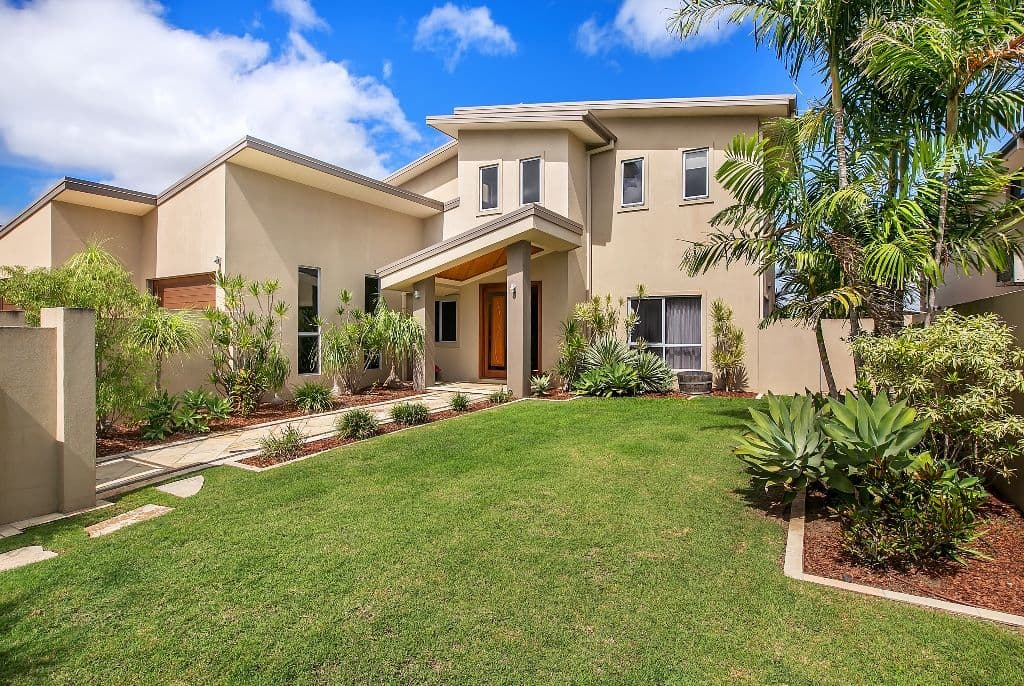 97 Edinburgh Road, BENOWA WATERS QLD 4217, Benowa - Thumbnail 2