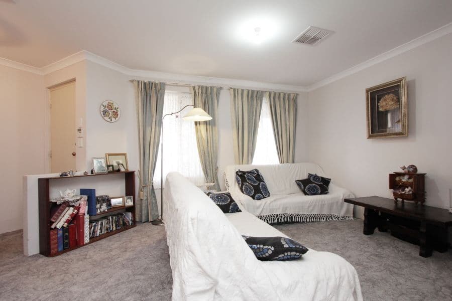 89 Coolamon Boulevard, ELLENBROOK WA 6069, Ellenbrook - Thumbnail 2