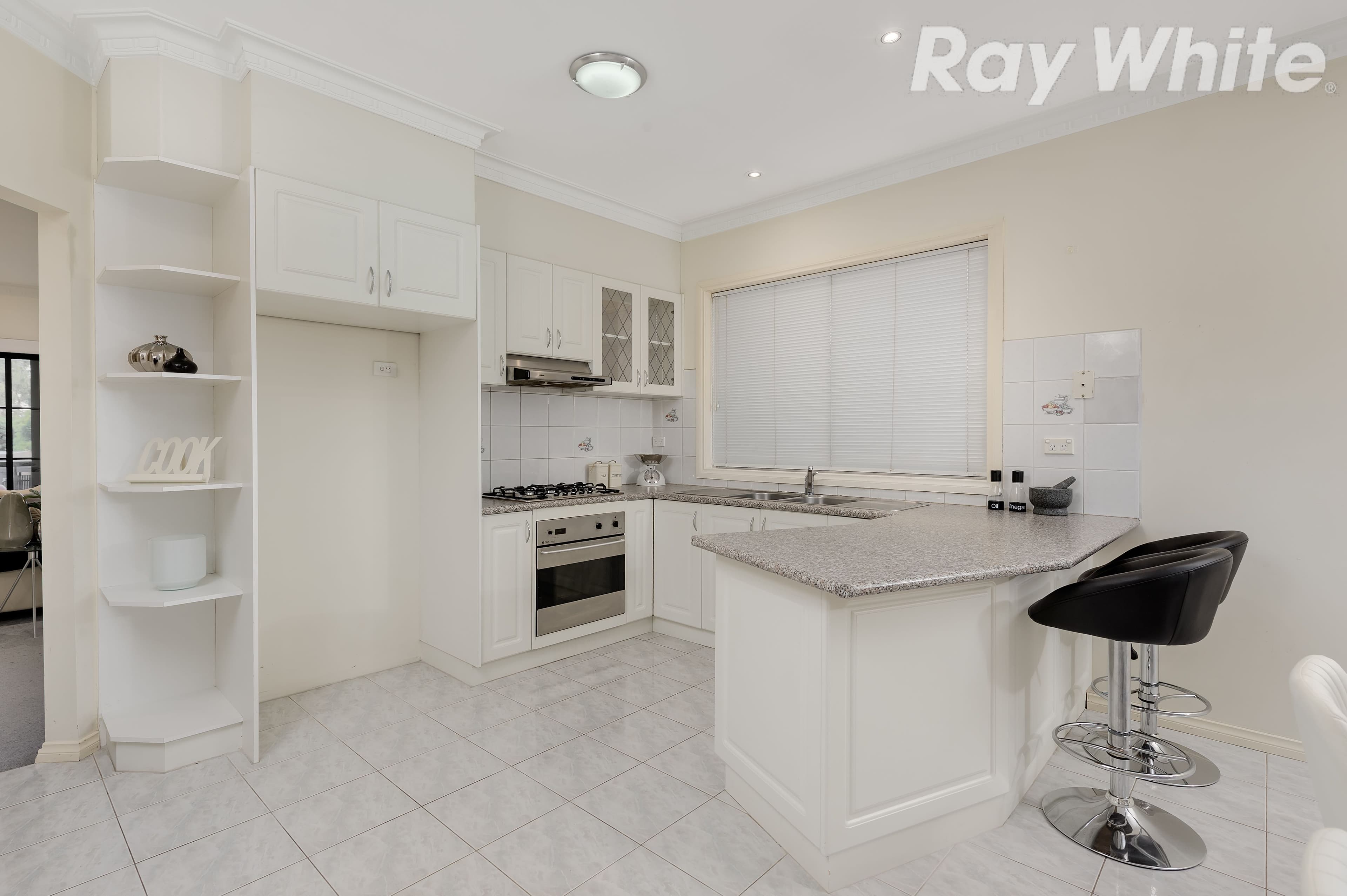 34A Janet Crescent, Bundoora VIC 3083, Bundoora - Thumbnail 2