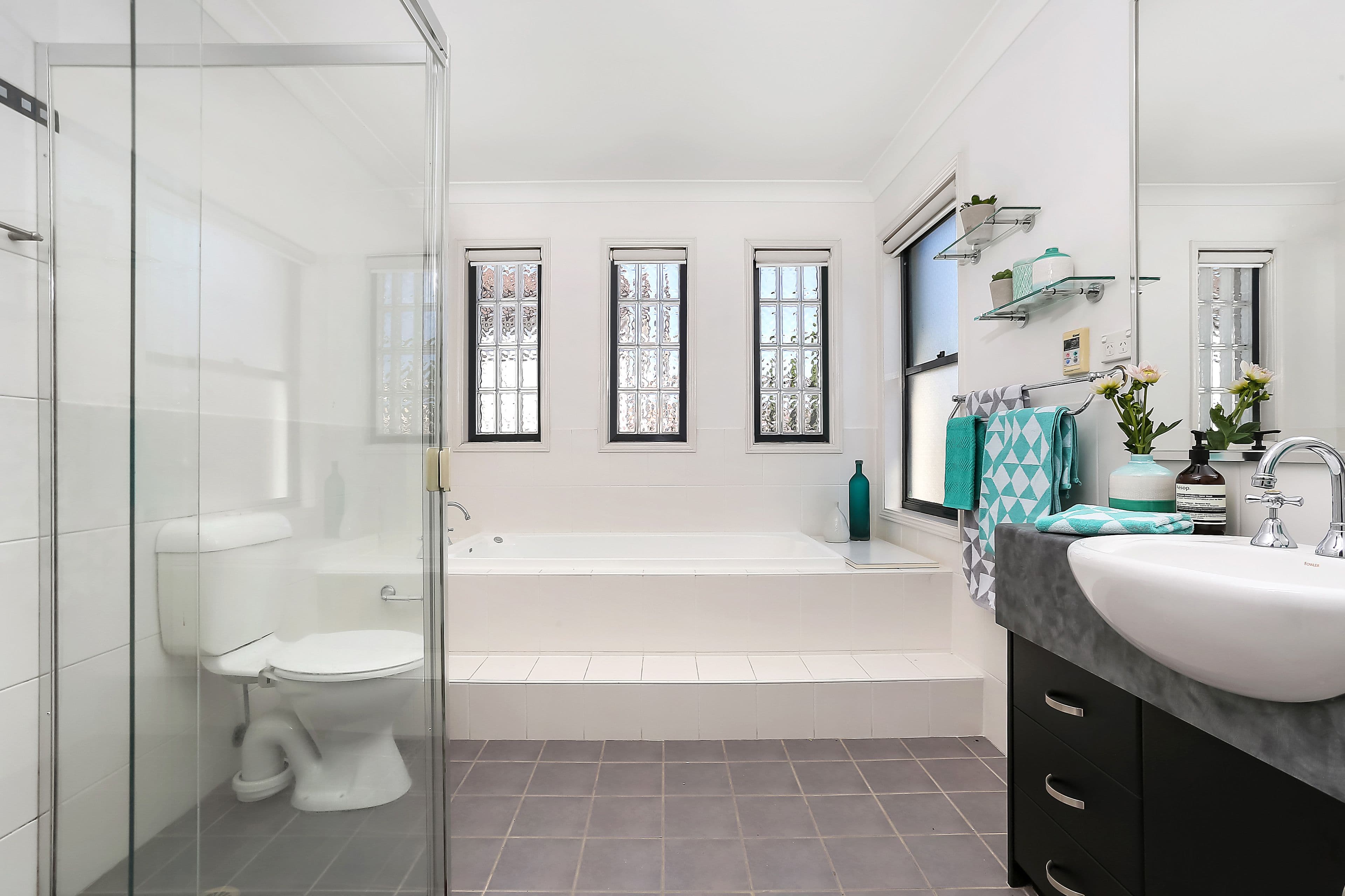 13 Liege Street, Russell Lea - Thumbnail 8