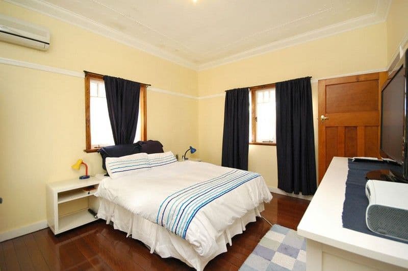 153 Cracknell Road, TARRAGINDI QLD 4121, Tarragindi - Thumbnail 2