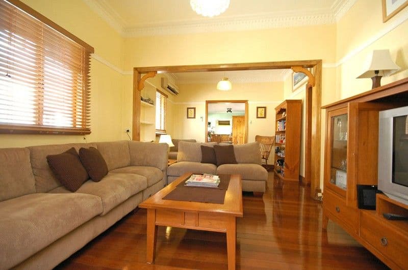 153 Cracknell Road, TARRAGINDI QLD 4121, Tarragindi - Thumbnail 4