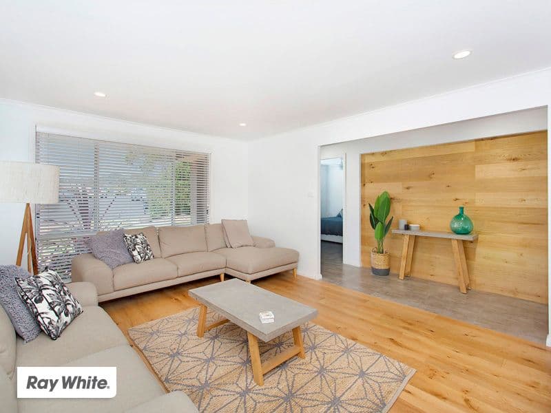 11 Elliott Place, Kiama Downs - Image 1
