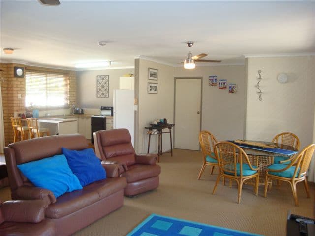 17  Lapoinya Crescent, WARANA QLD 4575, Warana - Thumbnail 5