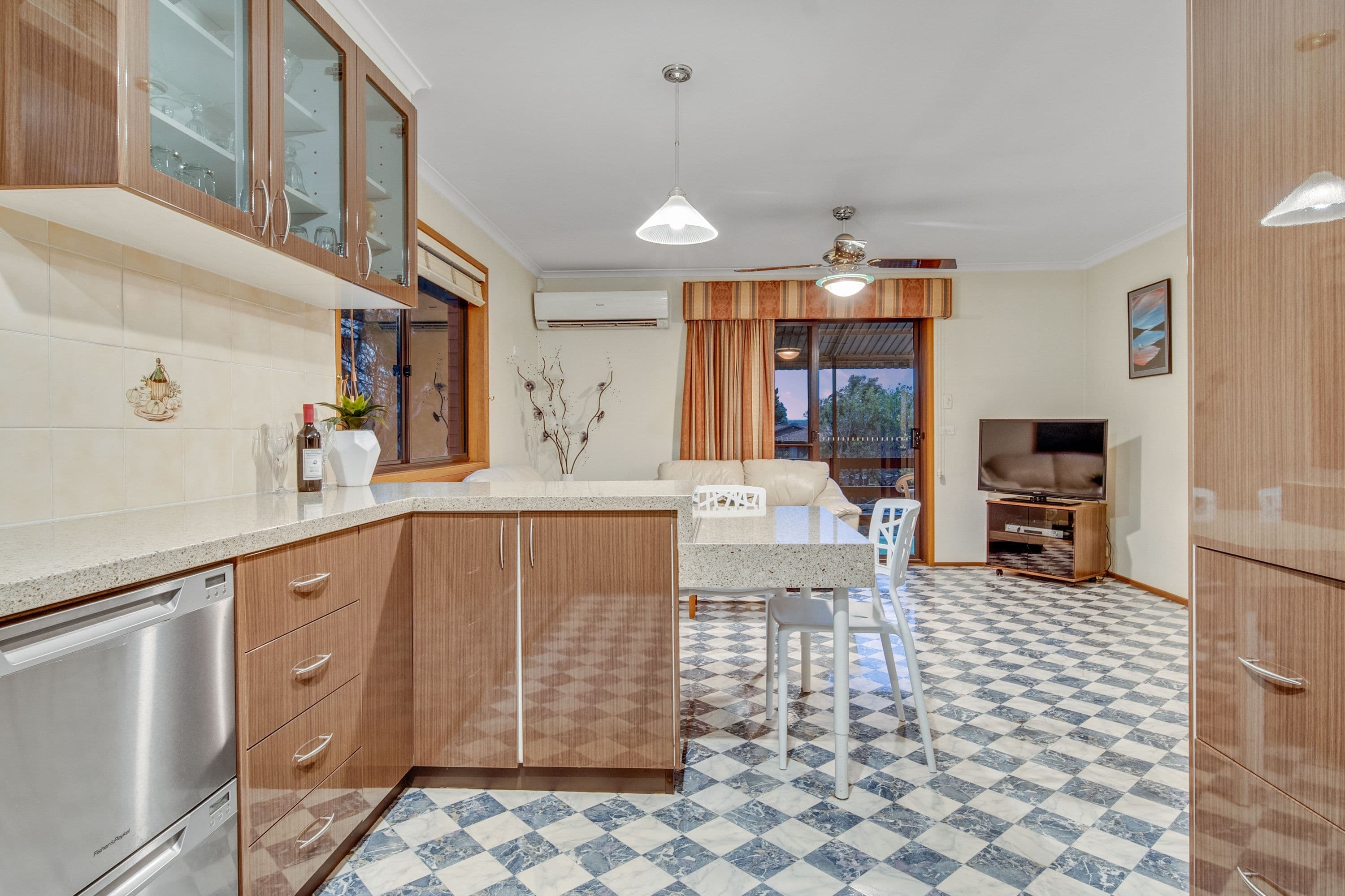 8 Mudge Place, McKellar ACT 2617, McKellar - Thumbnail 3