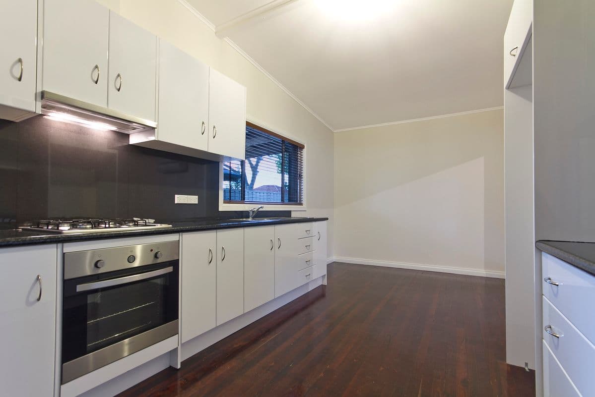 21 Branson Avenue, CLEARVIEW SA 5085, Clearview - Thumbnail 2