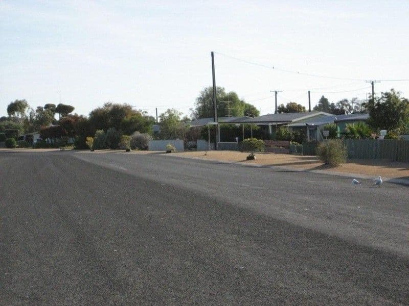 13 Wharf Crescent, PORT WAKEFIELD SA 5550, Port Wakefield - Thumbnail 7