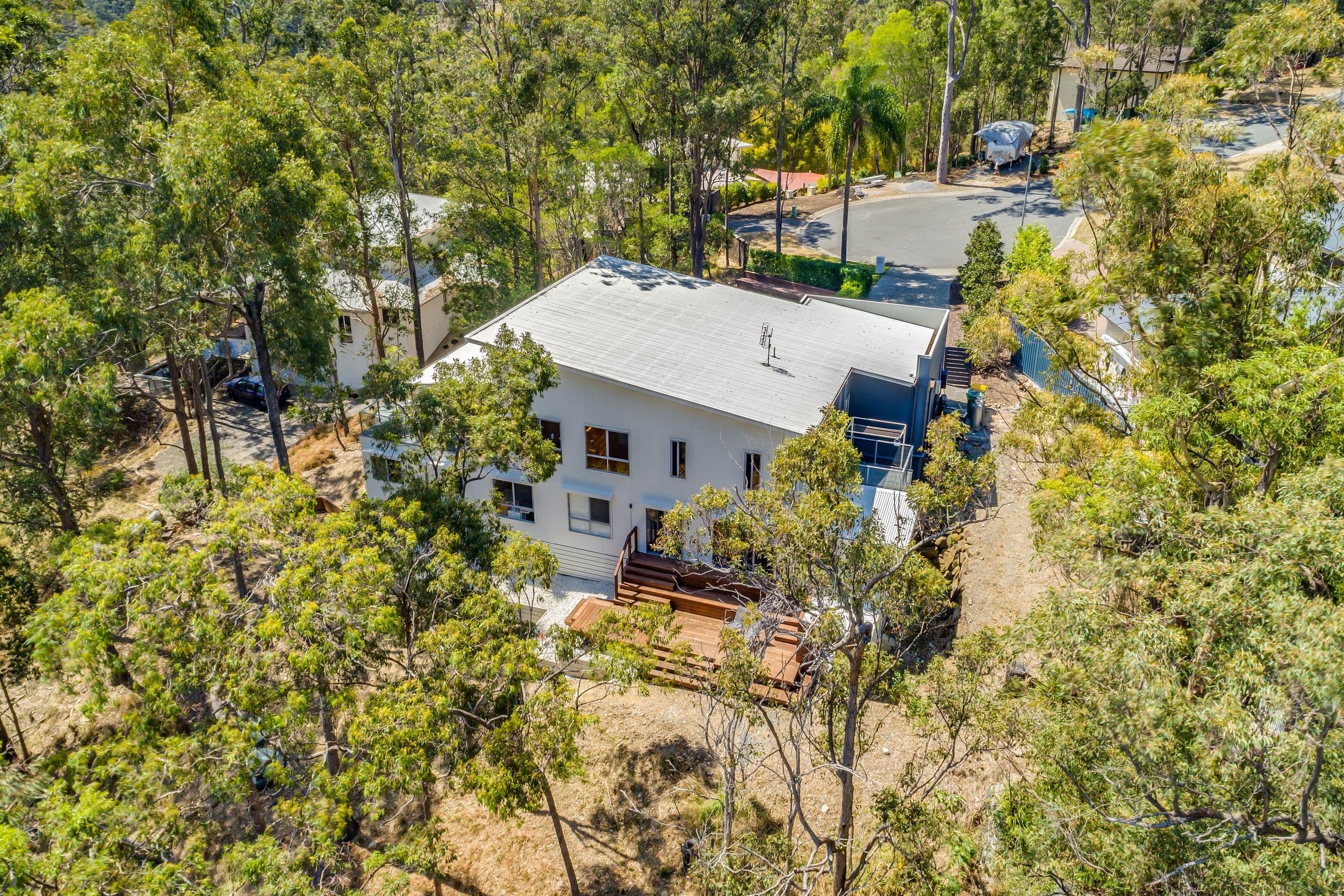 56-58 Buckingham Way, Elanora QLD 4221, Elanora - Thumbnail 2