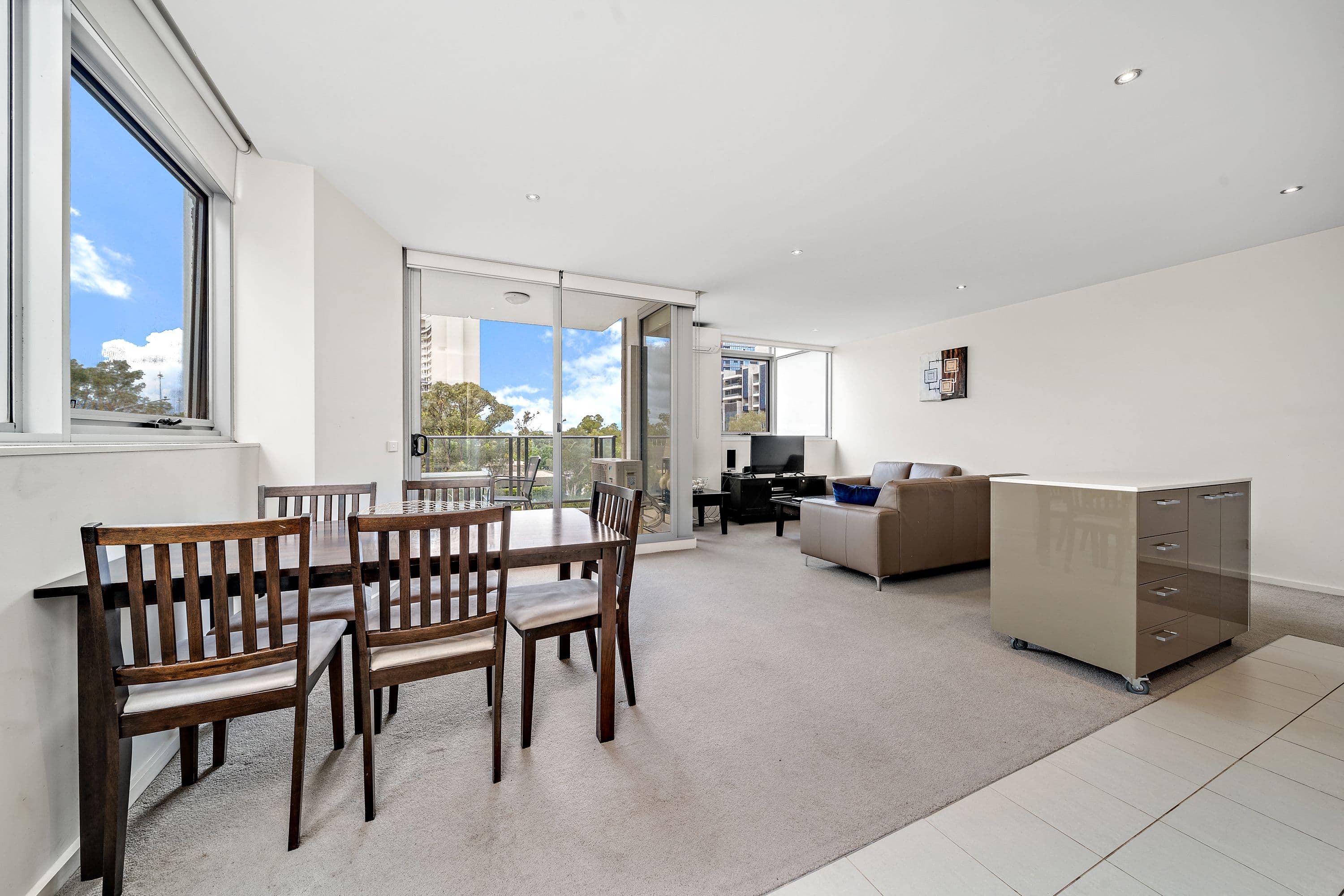 2 Edinburgh Avenue, City ACT 2601, City - Thumbnail 4