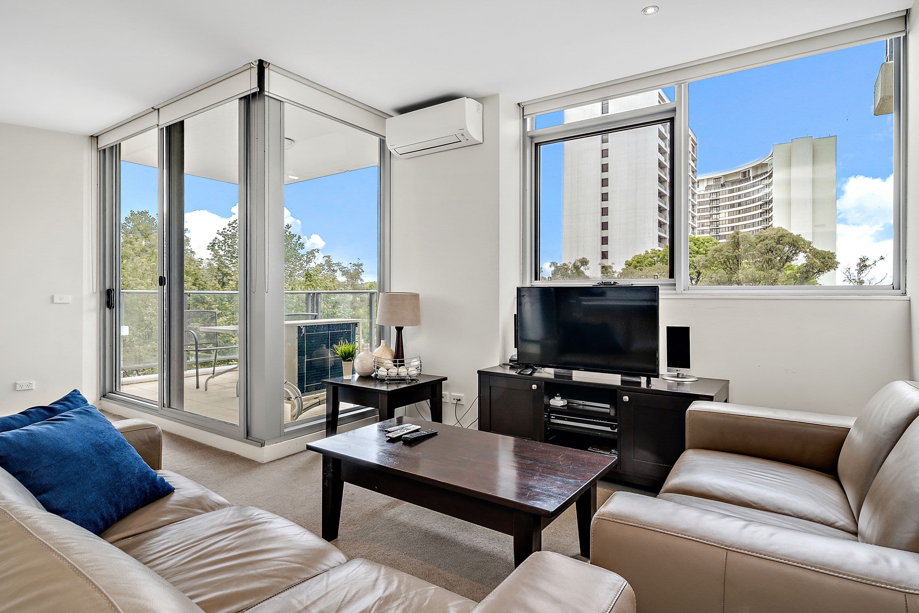 2 Edinburgh Avenue, City ACT 2601, City - Thumbnail 5