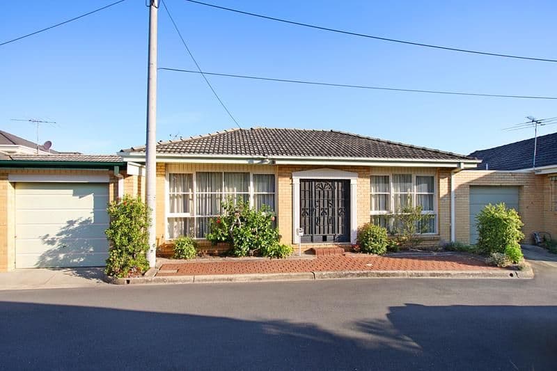 2 Elizabeth Crescent, CARNEGIE VIC 3163, Carnegie - Image 1