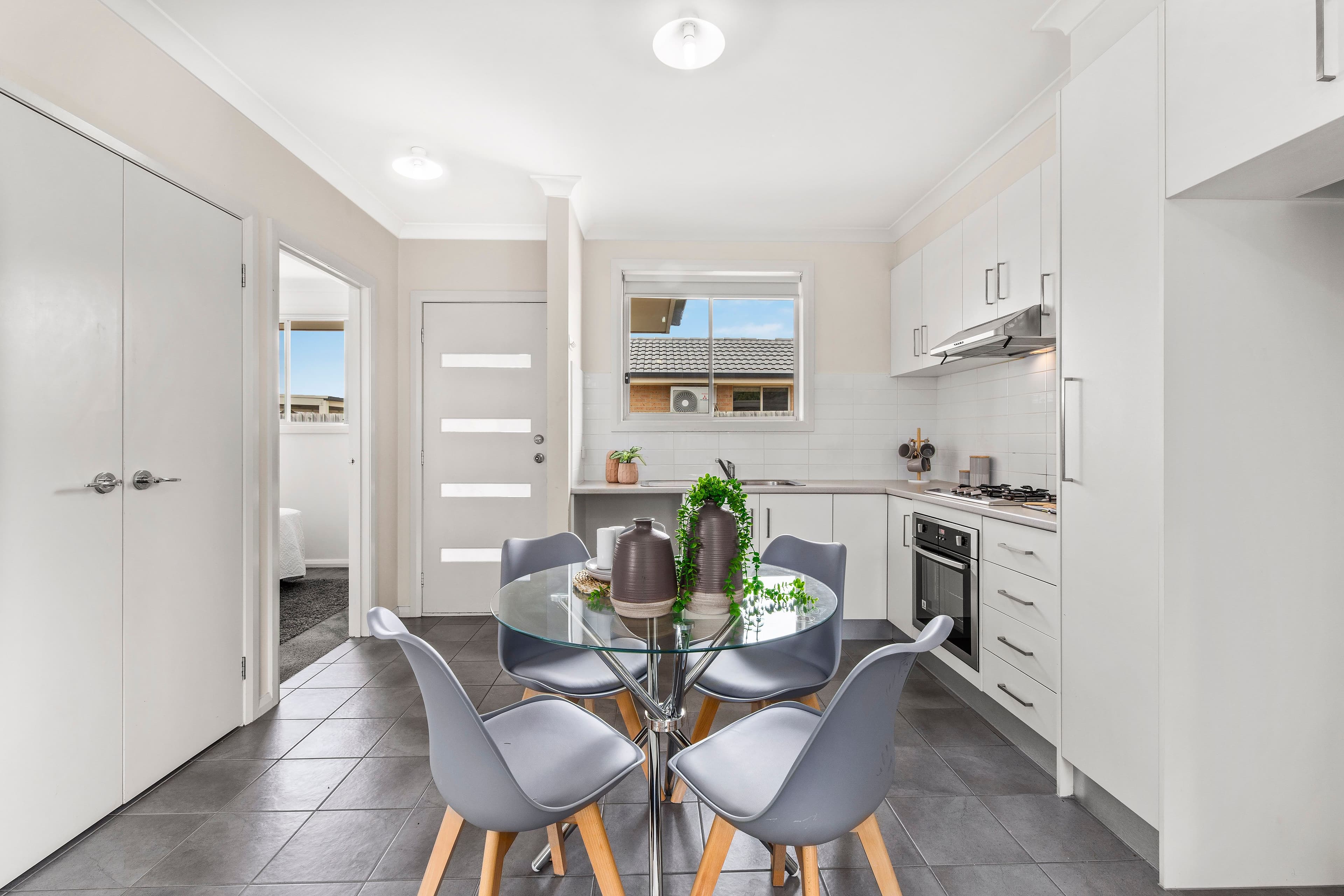 8 Delwyn Close, Thomastown VIC 3074, Thomastown - Thumbnail 2