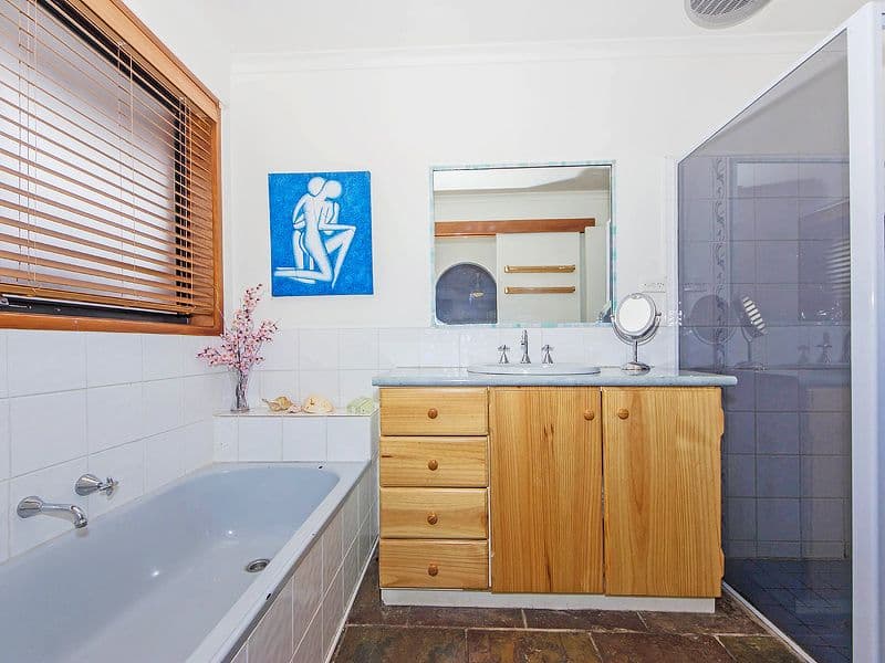 6 Hampton Court, HOPPERS CROSSING VIC 3029, Hoppers Crossing - Thumbnail 7