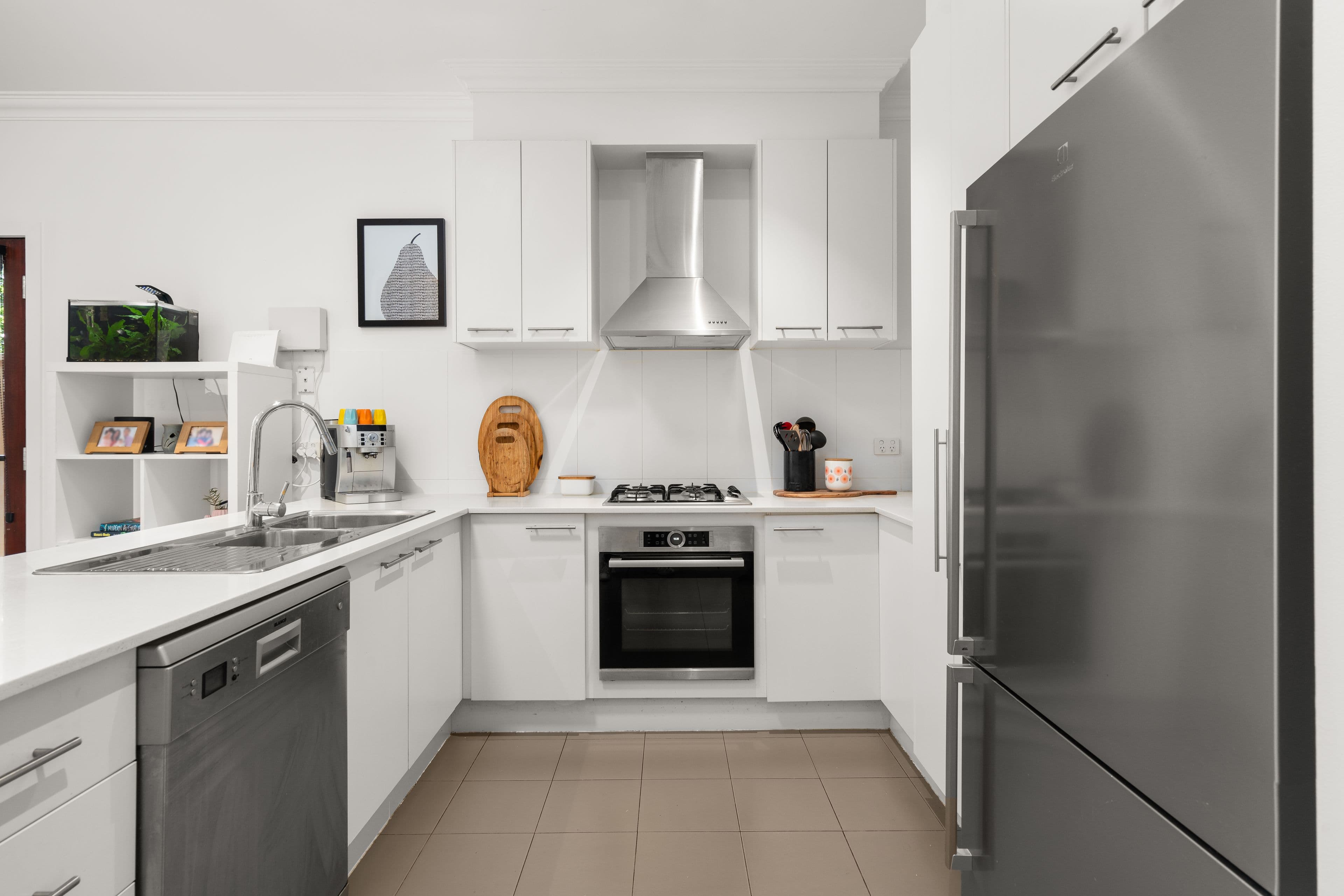 32 Broadway, Caroline Springs VIC 3023, Caroline Springs - Thumbnail 4