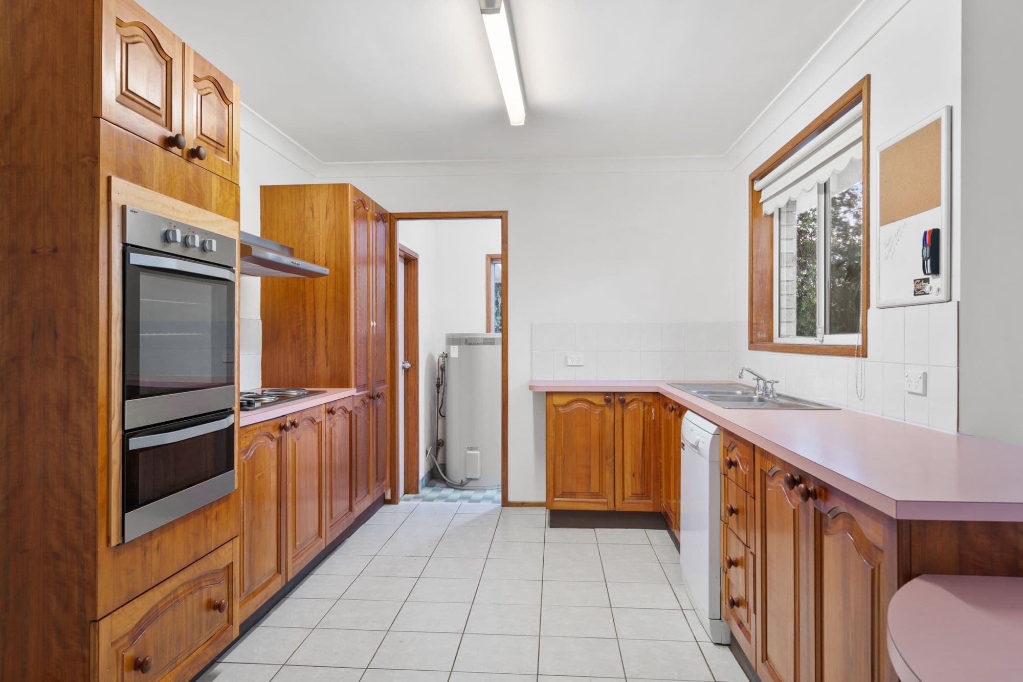1 Sarah Close, Killarney Vale NSW 2261, Killarney Vale - Thumbnail 2