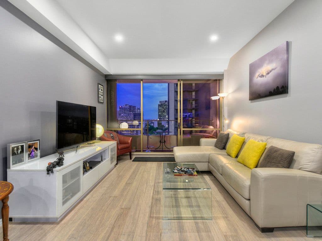 32 Leichhardt Street, Spring Hill QLD 4000, Spring Hill - Thumbnail 2