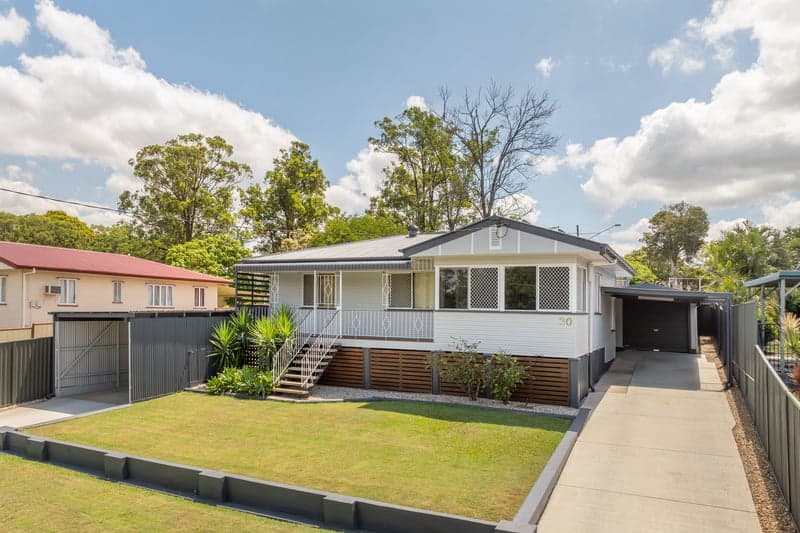 30 Grenadier Circle, Ebbw Vale - Image 1