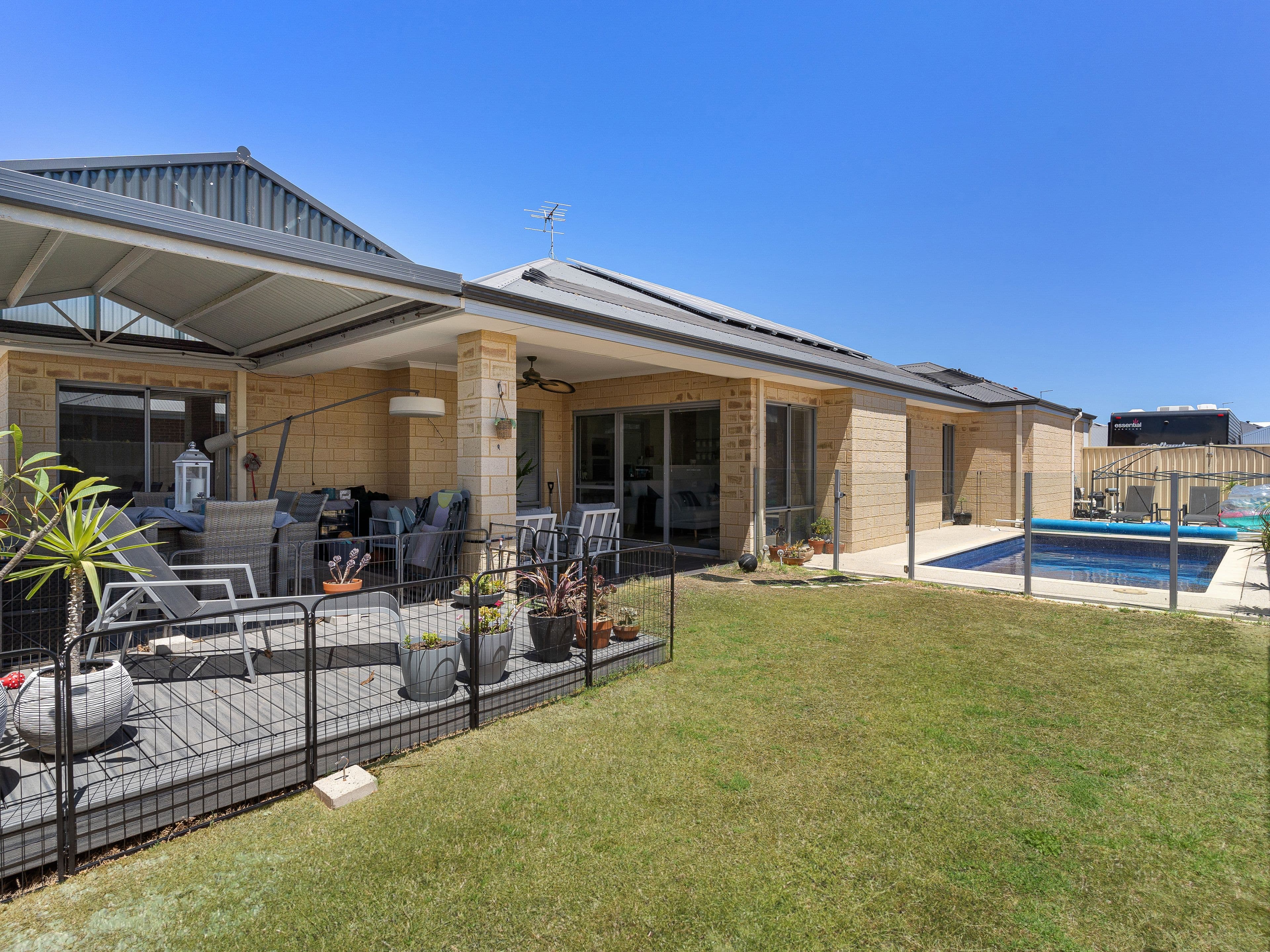 4 Hummingbird Way, Singleton WA 6175, Singleton - Thumbnail 3