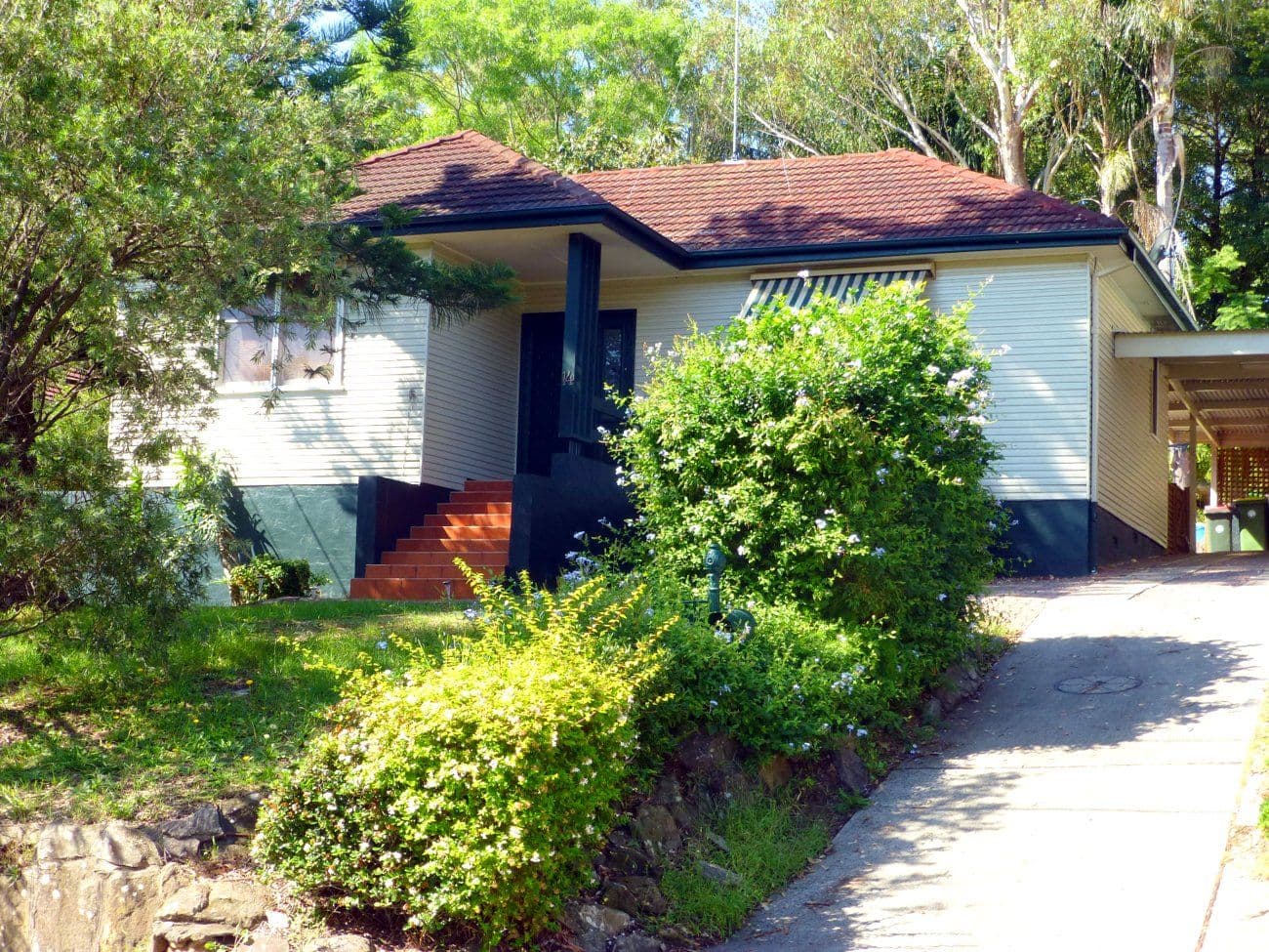 14 Vermont Street, SUTHERLAND NSW 2232, Sutherland - Thumbnail 2