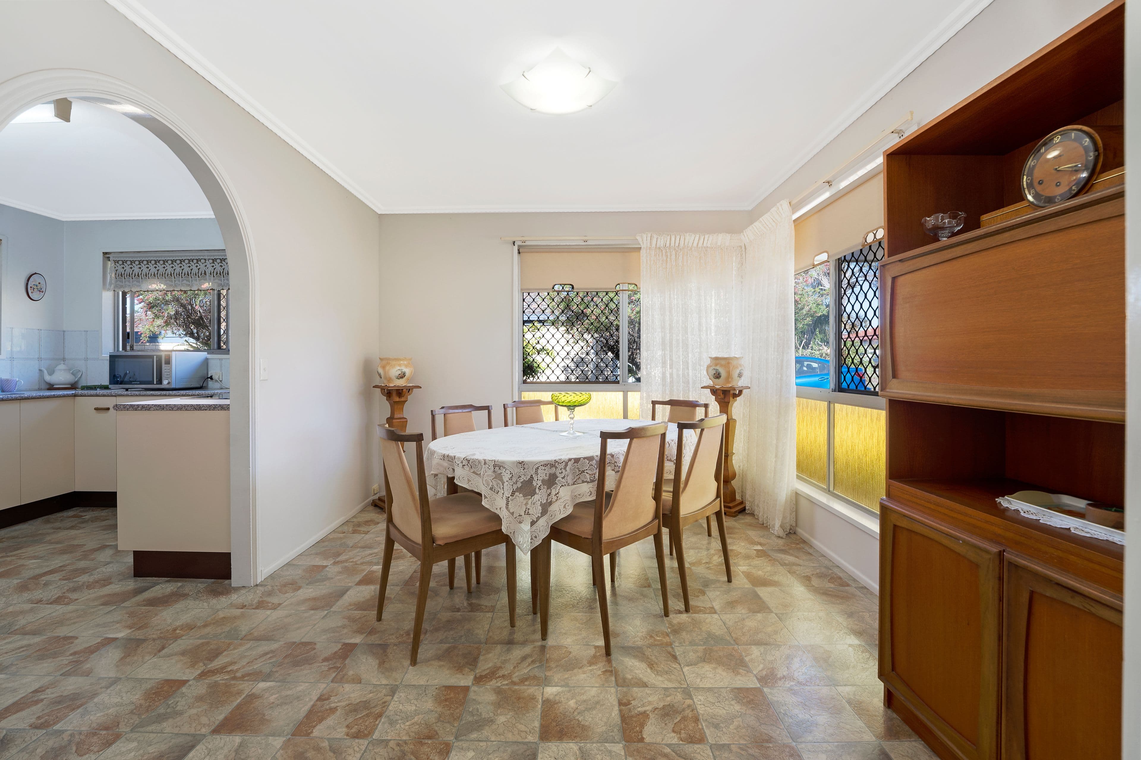 6 Hibiscus Avenue, Redcliffe QLD 4020, Redcliffe - Thumbnail 7
