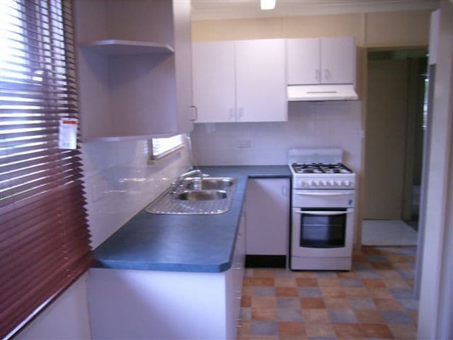 19  Redwood Crescent, GATESHEAD NSW 2290, Gateshead - Thumbnail 2