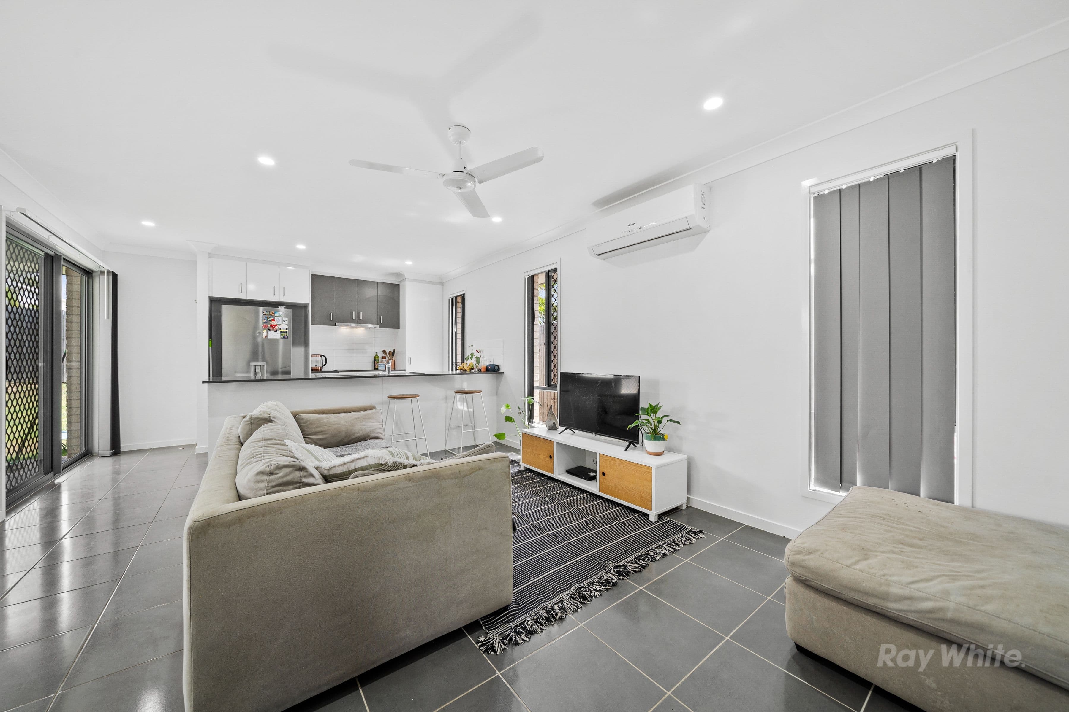 62 Slate Street, Yarrabilba QLD 4207, Yarrabilba - Thumbnail 4