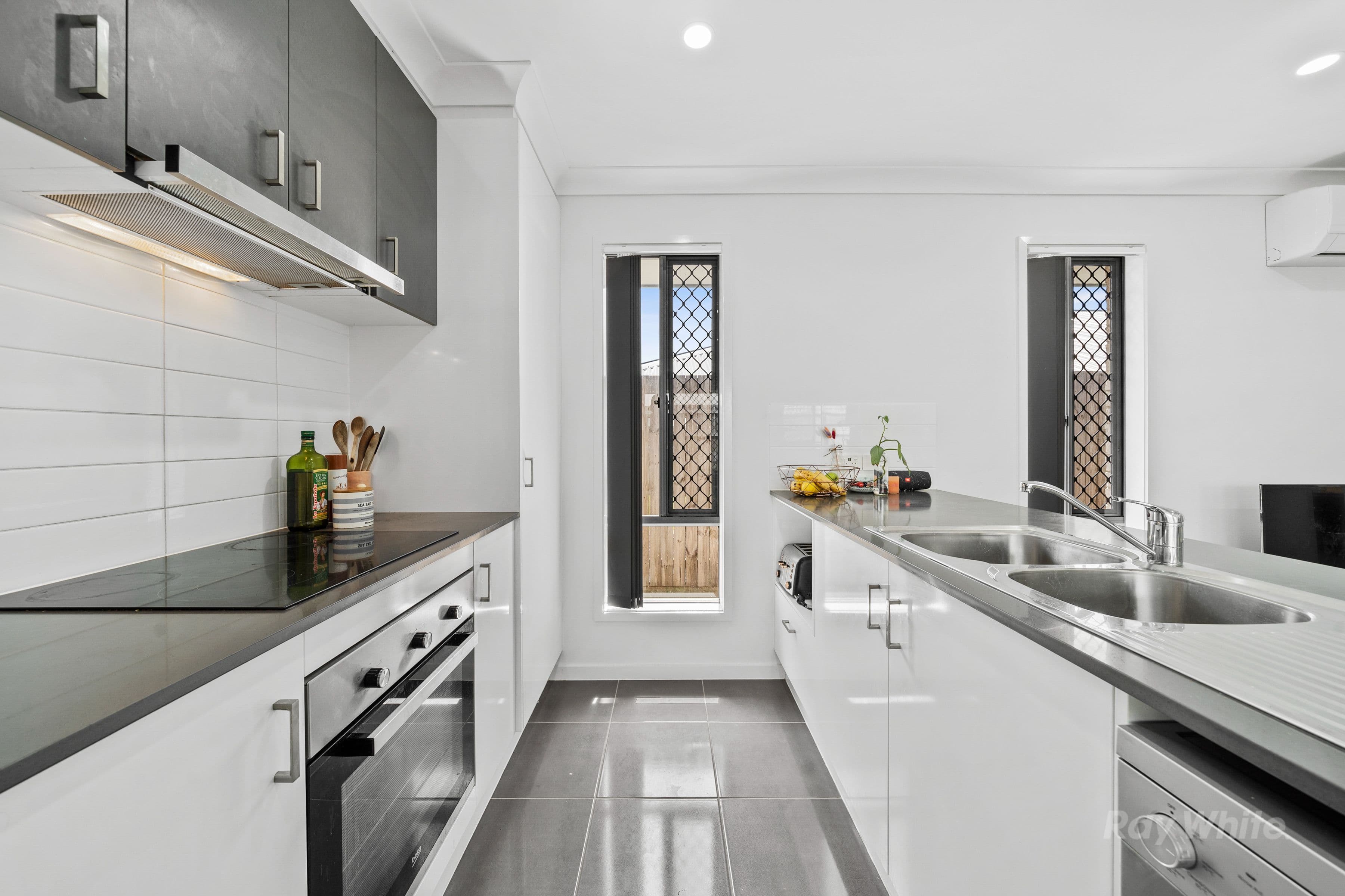 62 Slate Street, Yarrabilba QLD 4207, Yarrabilba - Thumbnail 5
