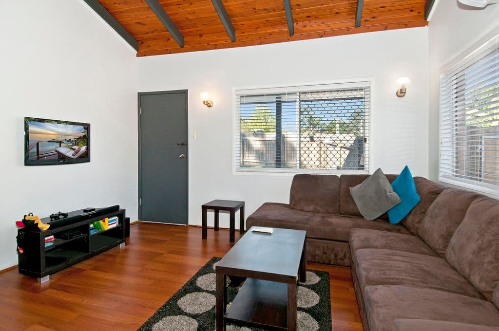 26 Montrose Avenue, Bethania QLD 4205, Bethania - Thumbnail 3