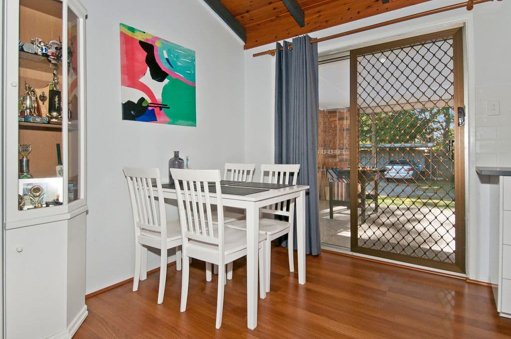 26 Montrose Avenue, Bethania QLD 4205, Bethania - Thumbnail 4