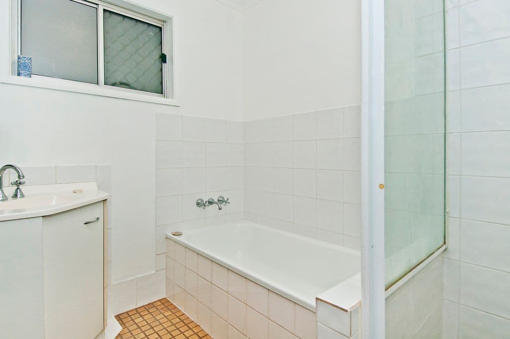 26 Montrose Avenue, Bethania QLD 4205, Bethania - Thumbnail 6