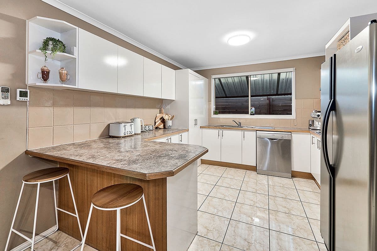 5 Geebung Road, Cranbourne West VIC 3977, Cranbourne West - Thumbnail 4