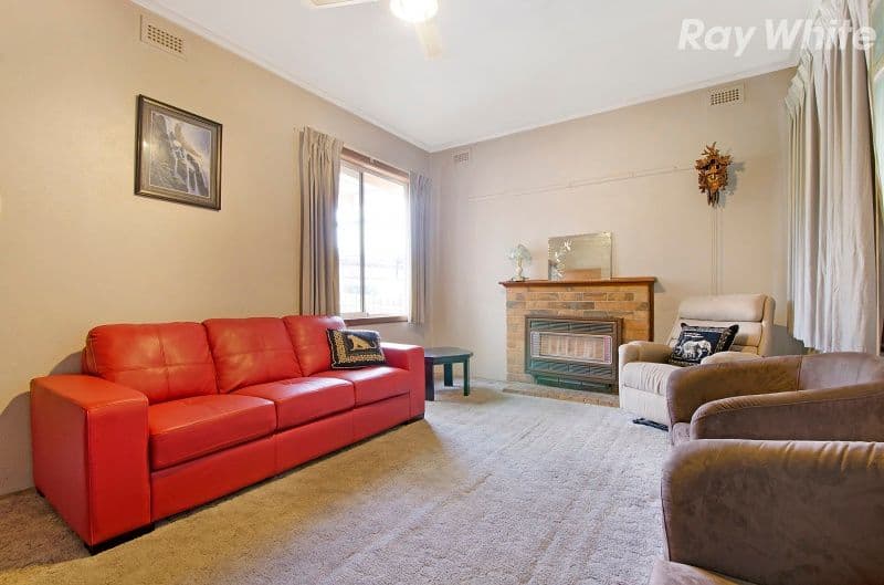 18 Lexton Avenue, Dandenong VIC 3175, Dandenong - Thumbnail 3