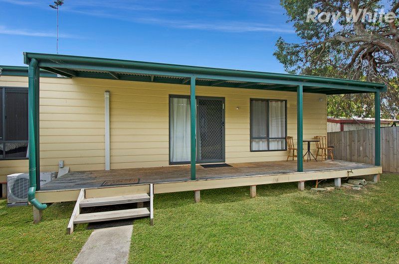 18 Lexton Avenue, Dandenong VIC 3175, Dandenong - Thumbnail 7