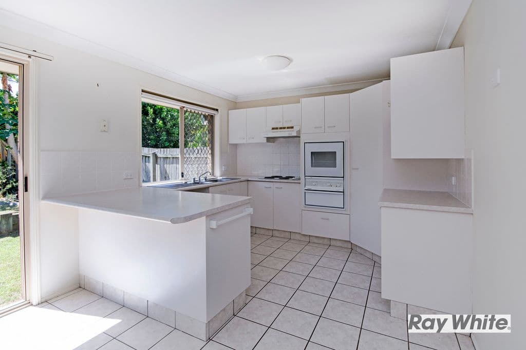 5 Conferta Place, Forest Lake QLD 4078, Forest Lake - Thumbnail 2