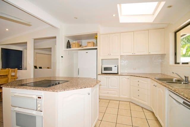 SPRINGWOOD QLD 4127, Springwood - Image 1