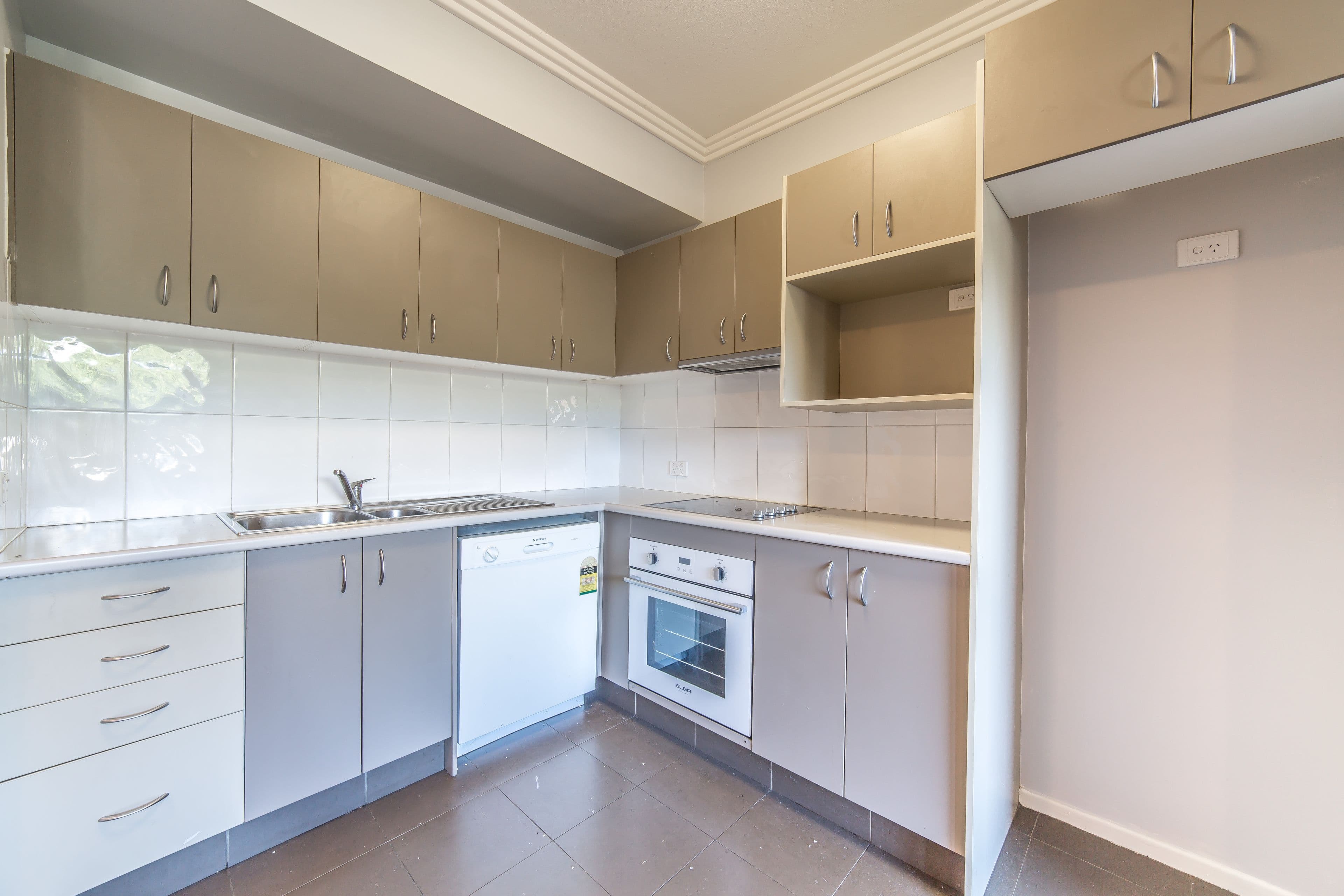 18-20 Rose Street, Southport QLD 4215, Southport - Thumbnail 3