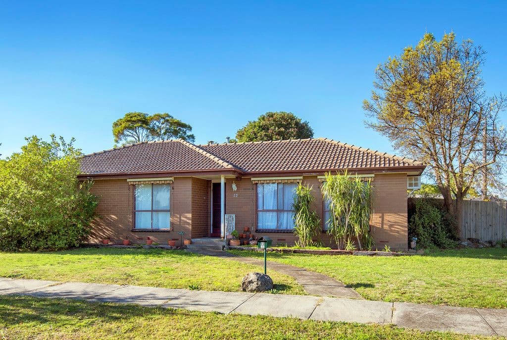 23 Milton Parade, Bundoora VIC 3083, Bundoora - Thumbnail 2