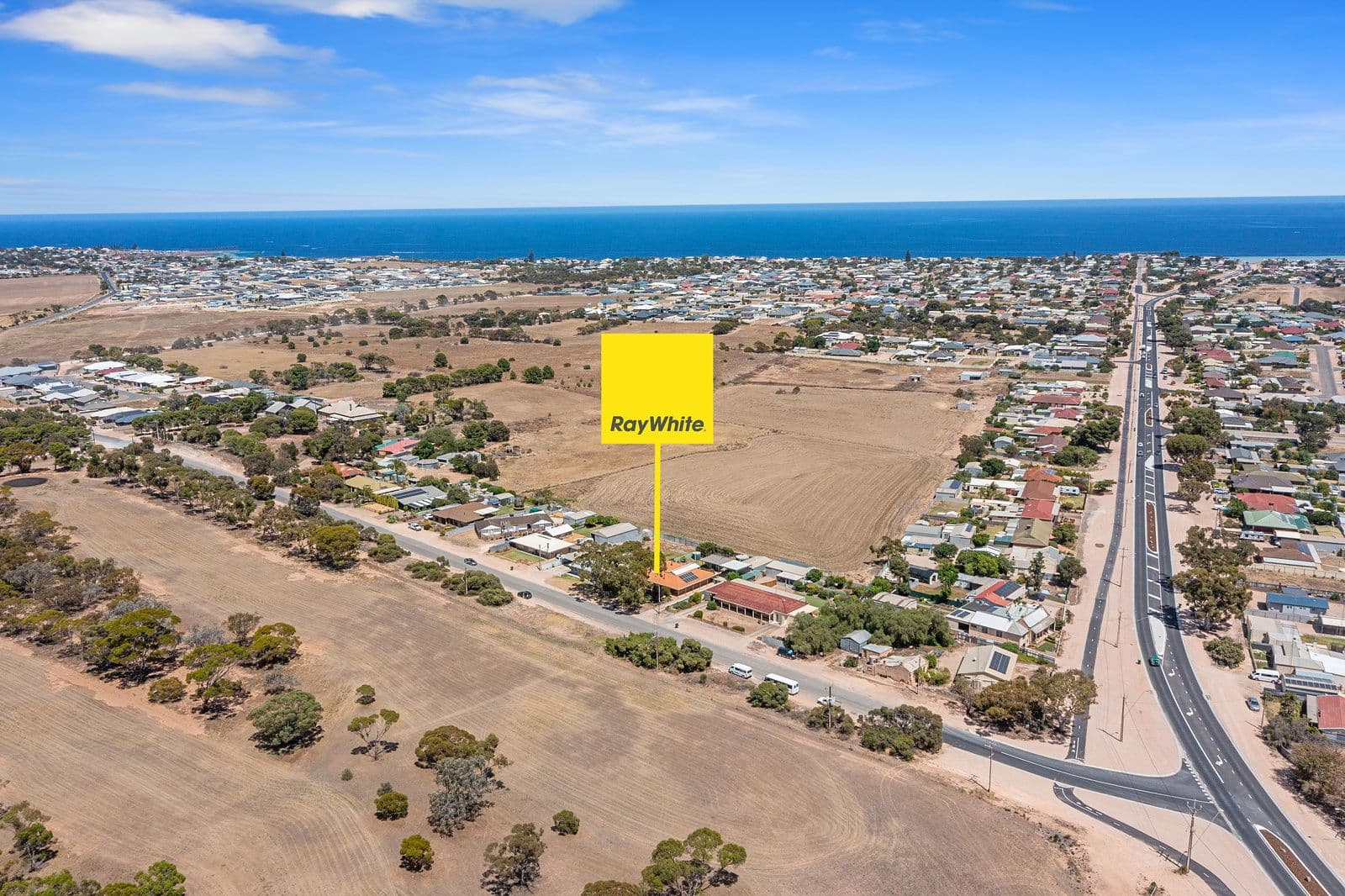 6 Kitto Road, Moonta Bay SA 5558, Moonta Bay - Thumbnail 2