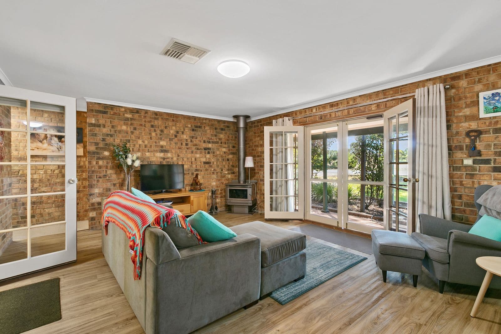 6 Kitto Road, Moonta Bay SA 5558, Moonta Bay - Thumbnail 5