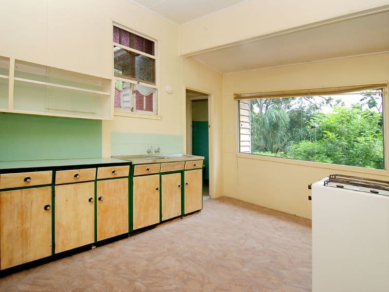 57 Simpsons Road, BARDON QLD 4065, Bardon - Thumbnail 6