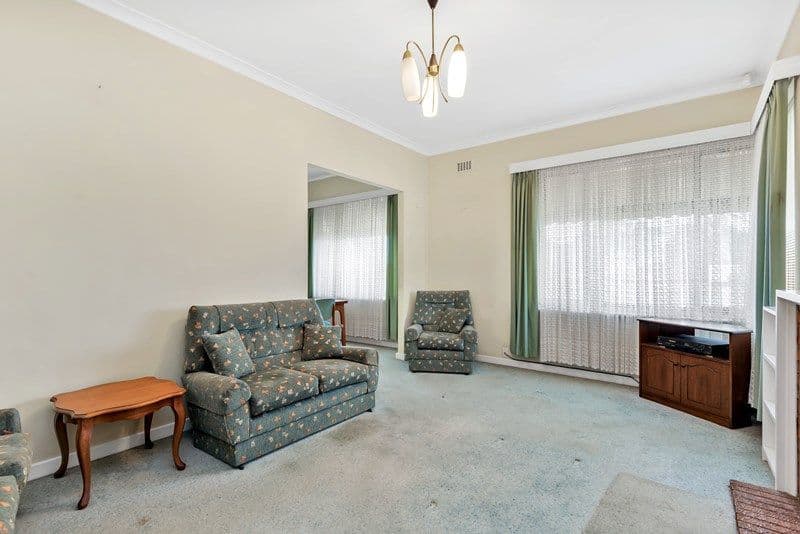 206 Frederick Road, Grange SA 5022, Grange - Thumbnail 3