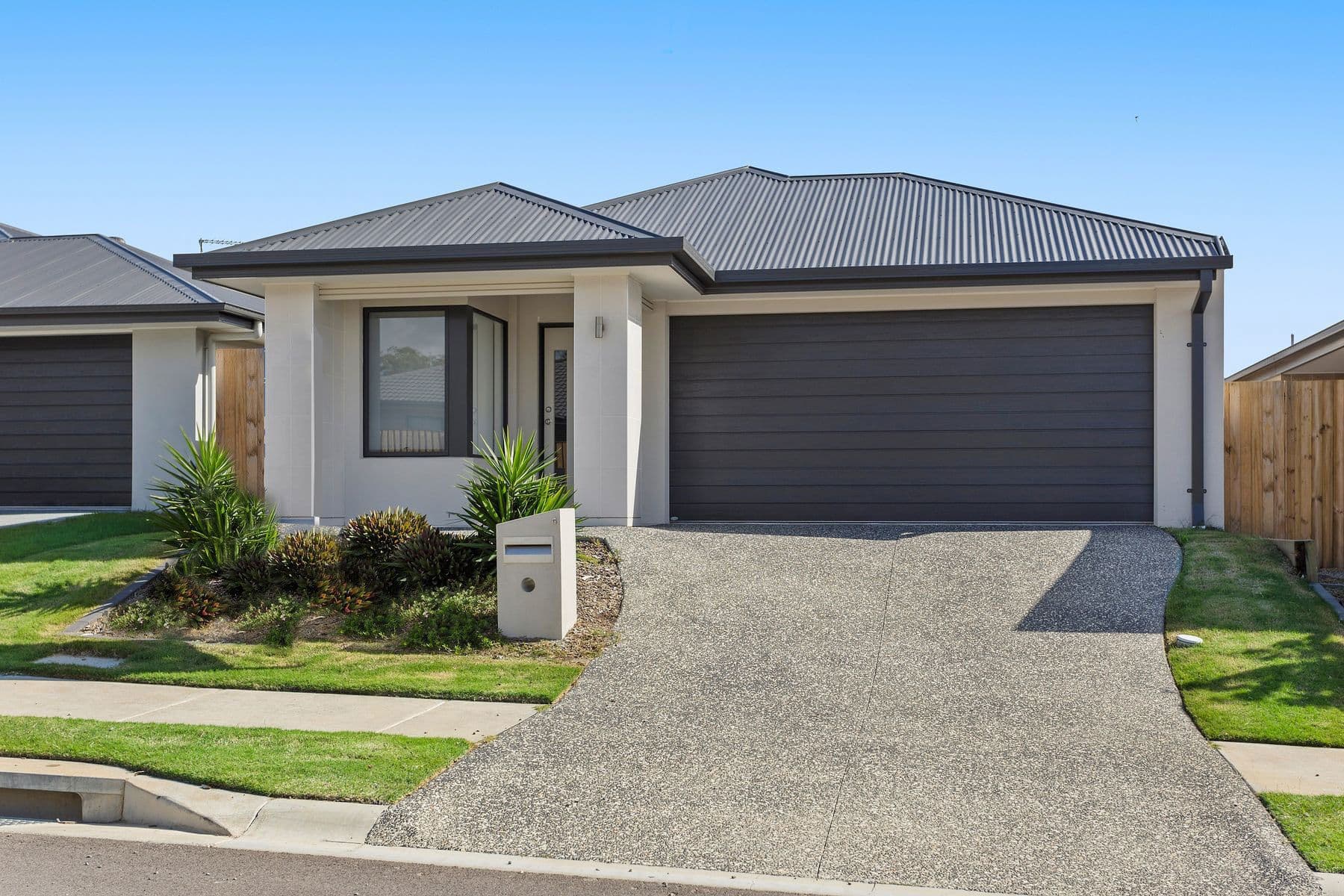 4 Fleming Street, Logan Reserve QLD 4133, Logan Reserve - Image 1