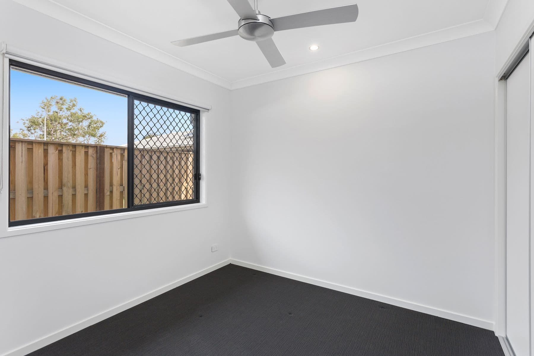 4 Fleming Street, Logan Reserve QLD 4133, Logan Reserve - Thumbnail 6