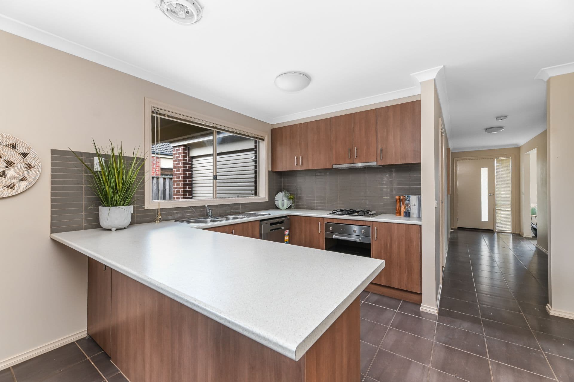 72 Gallery Way, Pakenham VIC 3810, Pakenham - Thumbnail 3