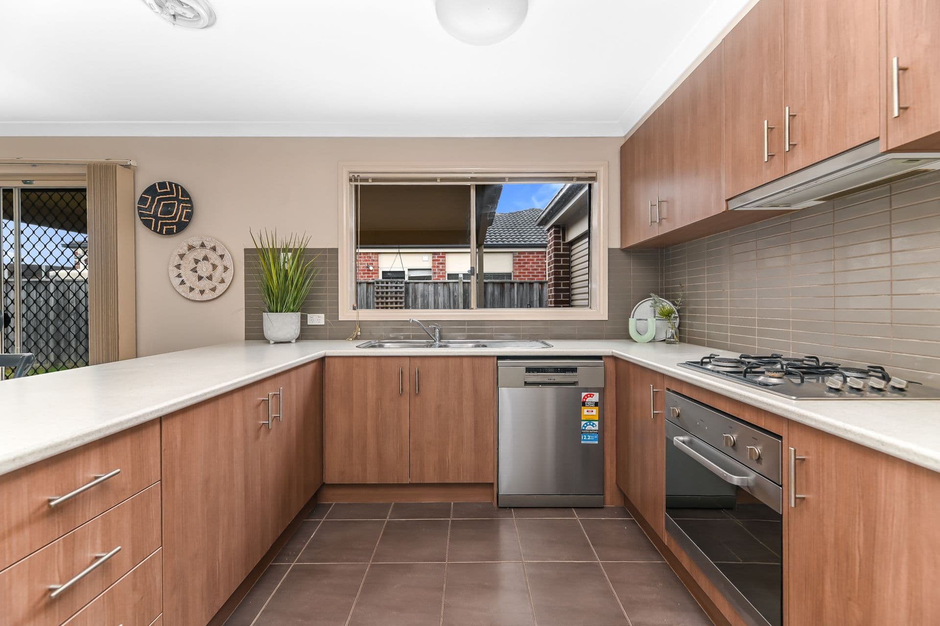 72 Gallery Way, Pakenham VIC 3810, Pakenham - Thumbnail 4