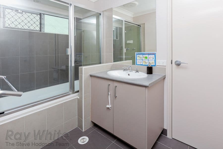 10 Mirage Avenue, SPRINGFIELD LAKES QLD 4300, Springfield Lakes - Thumbnail 6