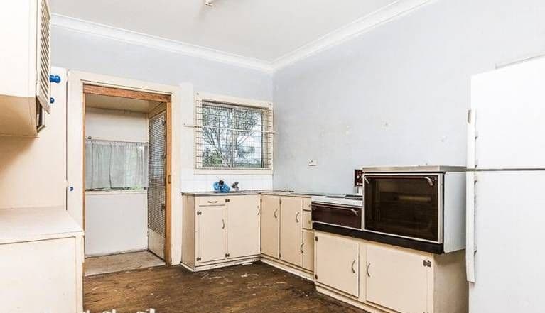 12 Carnival Street, Loganlea QLD 4131, Loganlea - Thumbnail 6